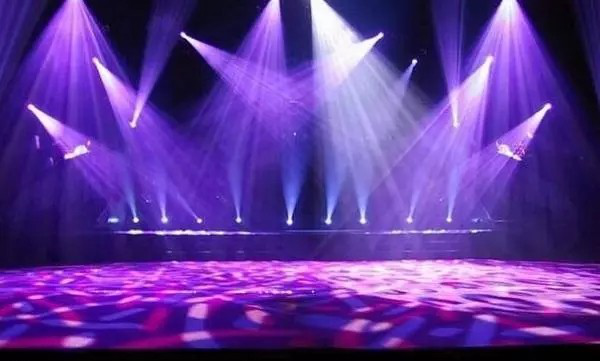 國(guó)內(nèi)舞臺(tái)燈光行業(yè)發(fā)展前景