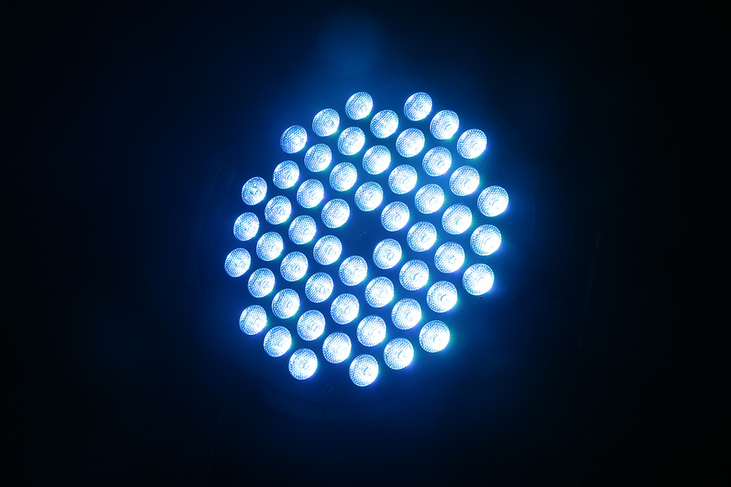 54*4W 四合一全彩帕燈